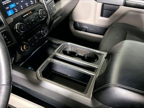 Used 2018 Ford F150 XLT w/ Equipment Group 302A Luxury AWD/4WD image 13