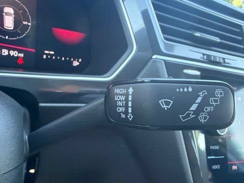Used 2023 Volkswagen Tiguan SE R-Line AWD/4WD image 22