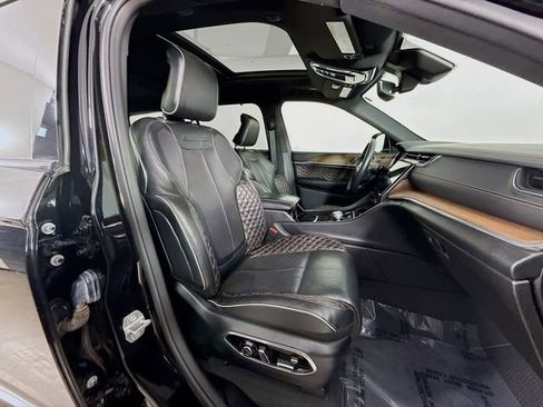 Used 2021 Jeep Grand Cherokee L Summit w/ Luxury Tech Group V image 31