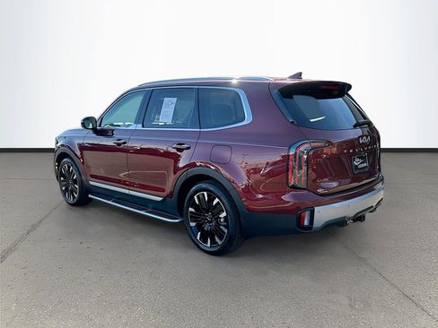 Certified 2024 Kia Telluride SX w/ Towing Package image 5