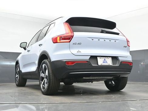 New 2026 Volvo XC40 B5 Plus w/ Protection Package Premier AWD/4WD image 42