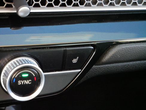 Used 2024 Honda Civic EX-L image 29