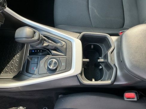 Used 2024 Toyota RAV4 LE image 18