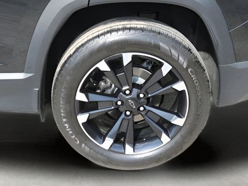 Used 2025 Chevrolet Equinox RS w/ Safety and Technology Package image 9