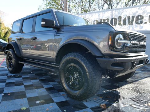 Used 2022 Ford Bronco Wildtrak image 91