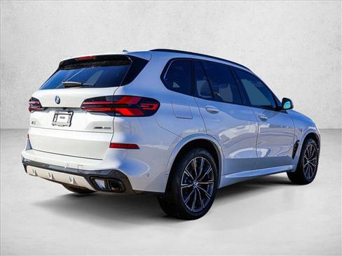 New 2026 BMW X5 xDrive40i w/ M Sport Package image 5