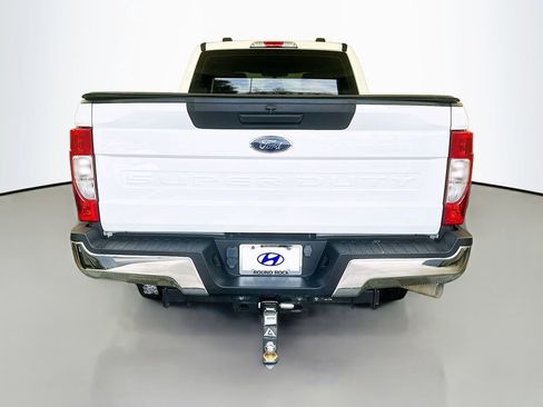 Used 2022 Ford F250 XL w/ Power Equipment Group image 6