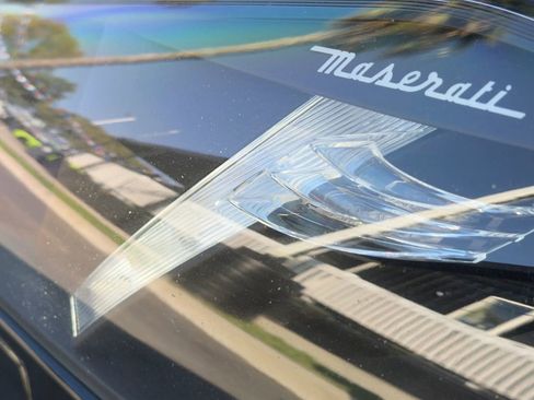 Used 2014 Maserati GranTurismo Sport image 12