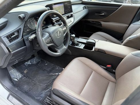 Used 2022 Lexus ES 350 w/ Premium Package image 24