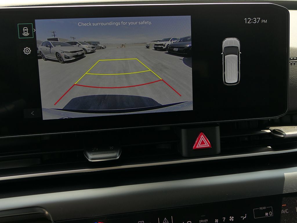 New 2026 Kia Carnival LXS FWD image 15