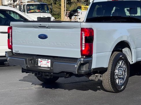 New 2026 Ford F350 Lariat image 45