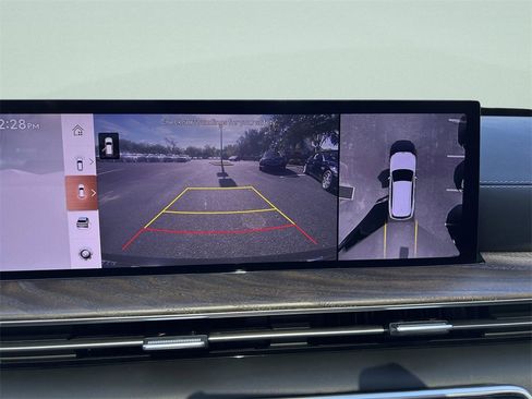 Used 2025 Genesis GV80 3.5T Prestige image 6