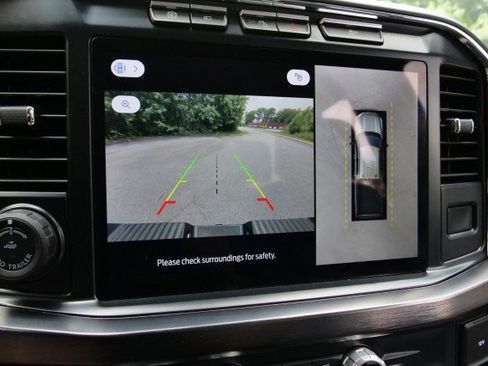 Used 2023 Ford F350 Lariat w/ Tow Technology Package AWD/4WD image 13