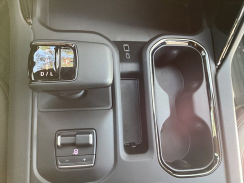 New 2026 GMC Sierra 1500 AT4 w/ Technology Package image 30