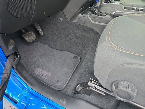 Used 2024 Jeep Wrangler Sahara w/ Technology Group AWD/4WD image 39