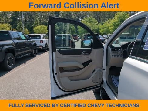 Used 2019 GMC Yukon Denali w/ Open Road Package AWD/4WD image 19