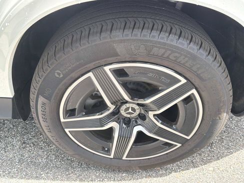Certified 2025 Mercedes-Benz GLC 300 4MATIC image 10