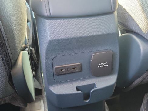 New 2025 Ford Maverick XLT w/ XLT Luxury Package AWD/4WD image 18