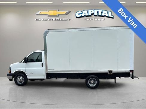 New 2026 Chevrolet Express 4500 w/ Power Convenience Package RWD image 2