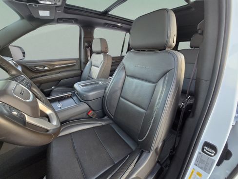 Used 2024 GMC Yukon XL Denali w/ Max Trailering Package RWD image 16