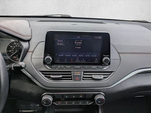Used 2020 Nissan Altima 2.5 SR FWD image 13