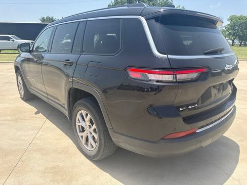 Used 2022 Jeep Grand Cherokee L Limited AWD/4WD image 5