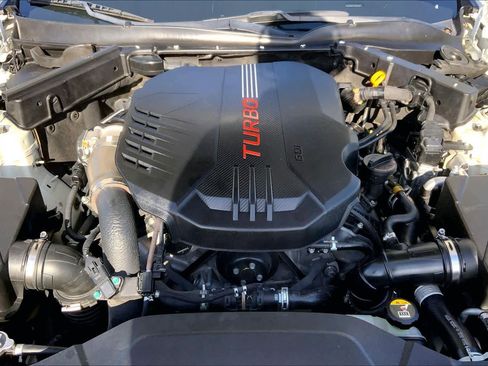 Used 2019 Kia Stinger GT2 image 31