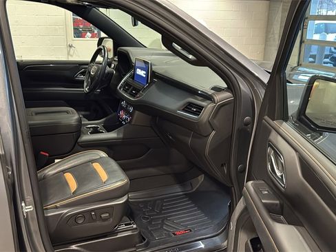 Used 2021 GMC Yukon AT4 w/ AT4 Premium Plus Package image 12