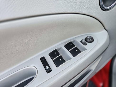 Used 2009 Chevrolet HHR LT w/ LT Preferred Equipment Group image 34