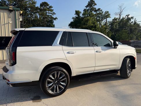 Used 2022 Cadillac Escalade Premium Luxury w/ Performance Package AWD/4WD image 4