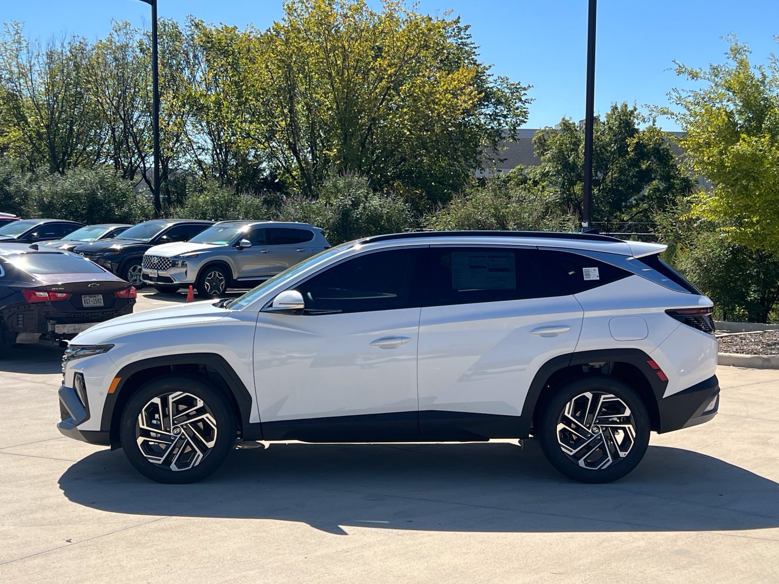 New 2026 Hyundai Tucson Limited FWD image 6