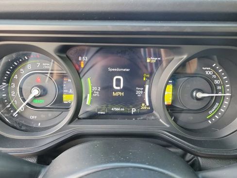 Used 2024 Jeep Wrangler Unlimited Rubicon 4xe AWD/4WD image 31