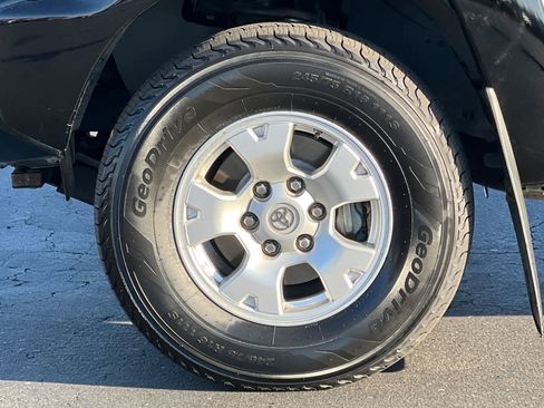 Used 2014 Toyota Tacoma 4x4 Double Cab image 27