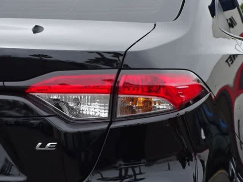 Certified 2024 Toyota Corolla LE FWD image 12