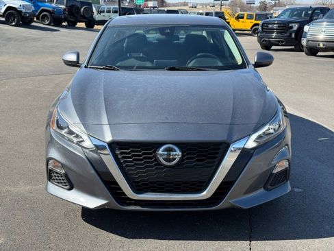 Used 2021 Nissan Altima 2.5 SV image 3