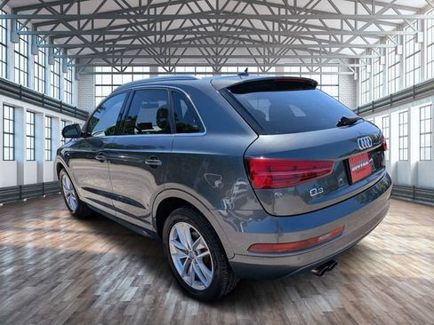 Used 2018 Audi Q3 2.0T Premium Plus w/ Premium Plus Package FWD image 6