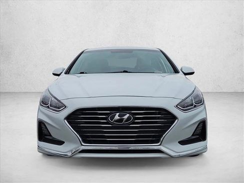 Used 2019 Hyundai Sonata SE image 2