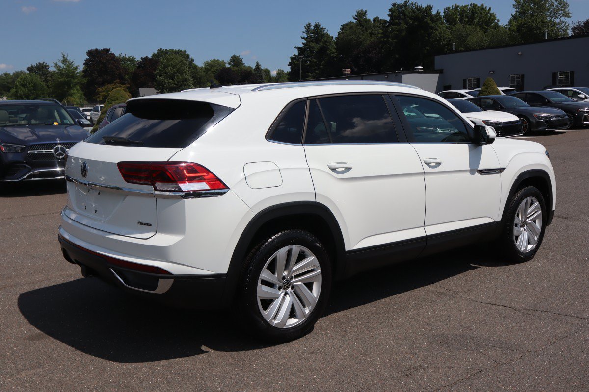 Used 2023 Volkswagen Atlas Cross Sport SE AWD/4WD image 5