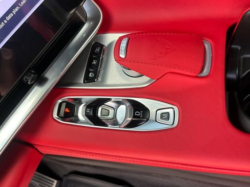Used 2024 Chevrolet Corvette Z06 RWD image 24
