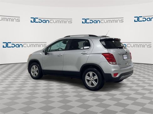 Used 2021 Chevrolet Trax LT image 6
