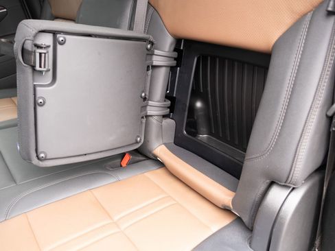 Used 2025 Chevrolet Silverado 1500 High Country w/ Technology Package image 19