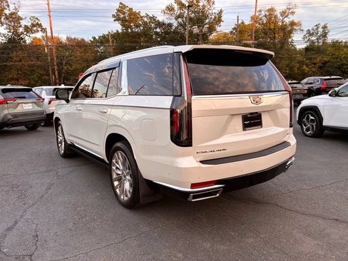 Used 2023 Cadillac Escalade Premium Luxury w/ Performance Package AWD/4WD image 5