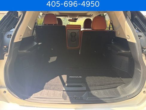 Used 2018 Nissan Rogue SL w/ Premium Package FWD image 26