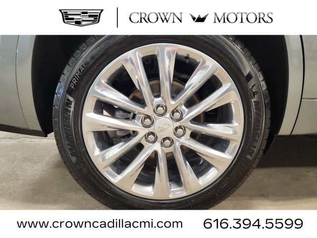 Certified 2024 Cadillac XT6 Premium Luxury w/ LPO, Floor Liner Package AWD/4WD image 31