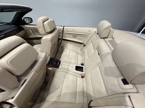 Used 2010 BMW 328i Convertible RWD image 25