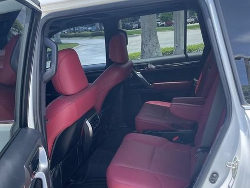 Used 2022 Lexus GX 460 Premium AWD/4WD image 13