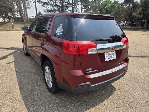Used 2012 GMC Terrain SLE AWD/4WD image 4