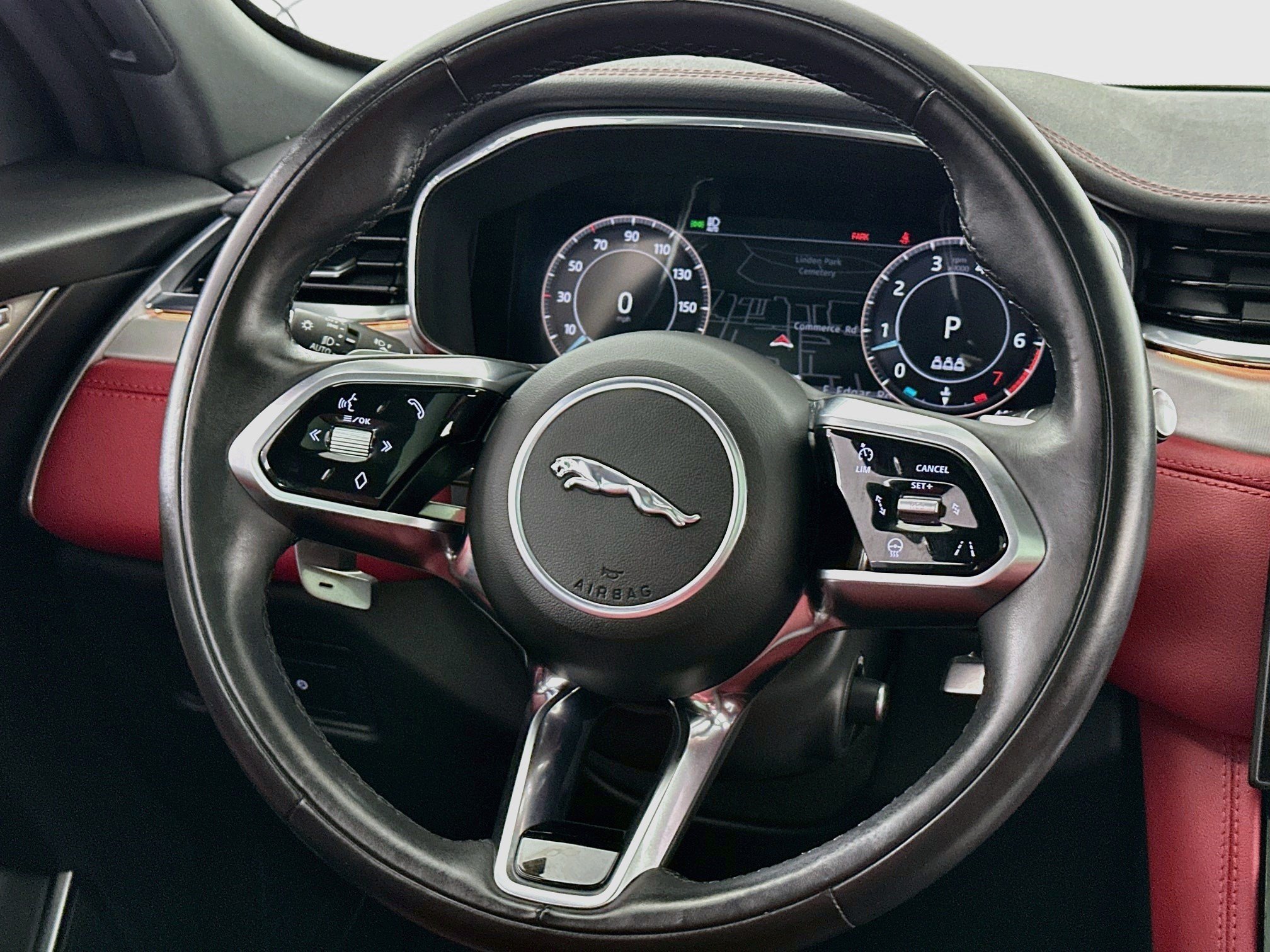 Used 2024 Jaguar F-PACE R-Dynamic S AWD/4WD image 8