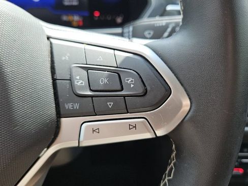 Used 2022 Volkswagen Tiguan SE FWD image 22