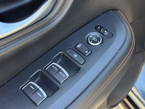 Used 2024 Honda HR-V Sport image 20
